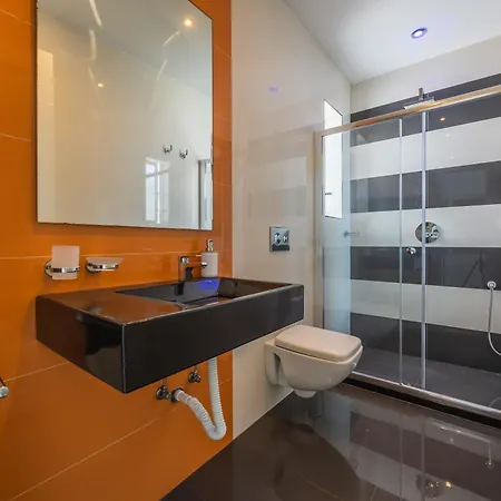 New Duplex Penthouse W Breathtaking Views By Sf Homes Apartament